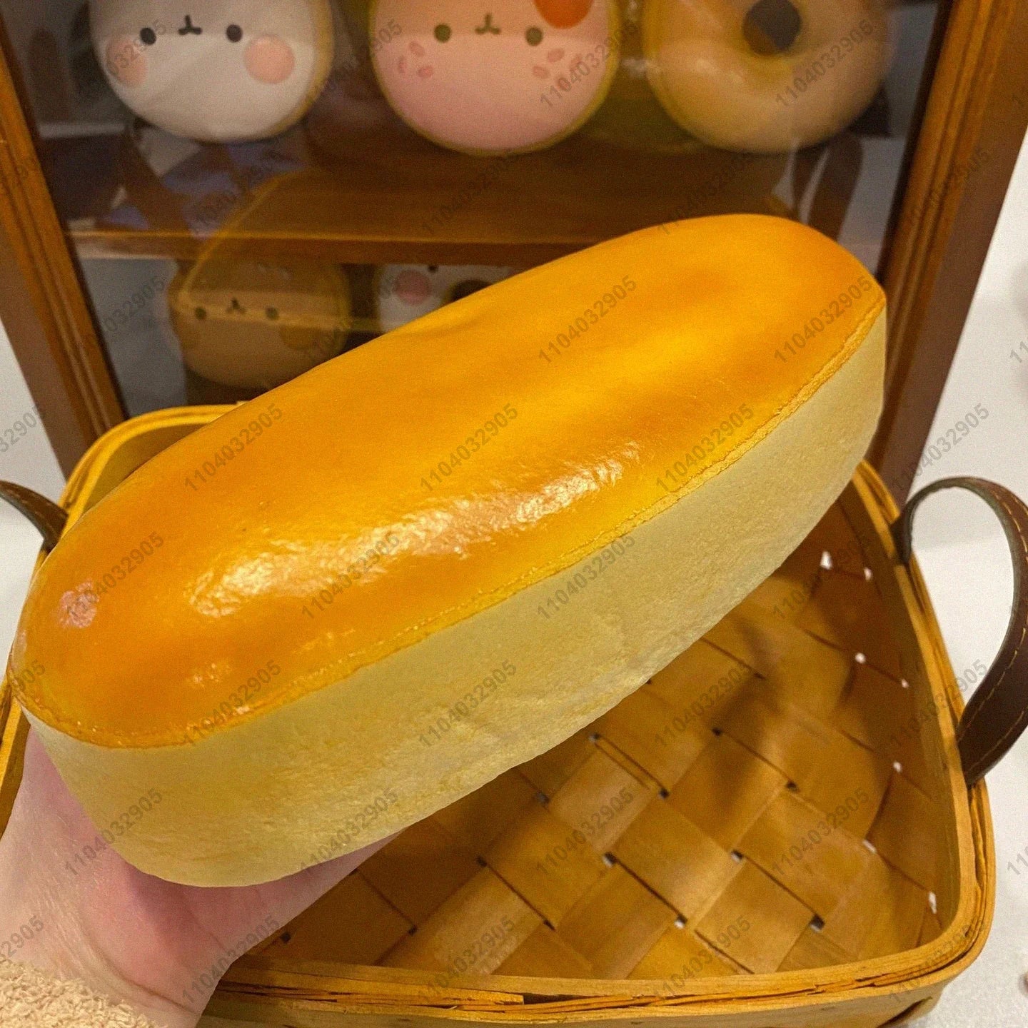 Bakery-Themed Squishy Toy – Soft, Slow Rebound Toast for Stress & Anxiety Relief