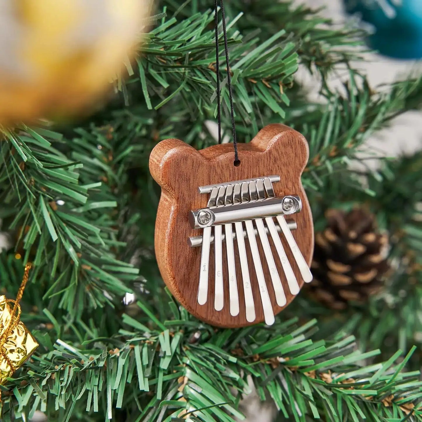 Portable 8-Key Thumb Piano – Mini Kalimba Pendant for Stress Relief & Musical Fun
