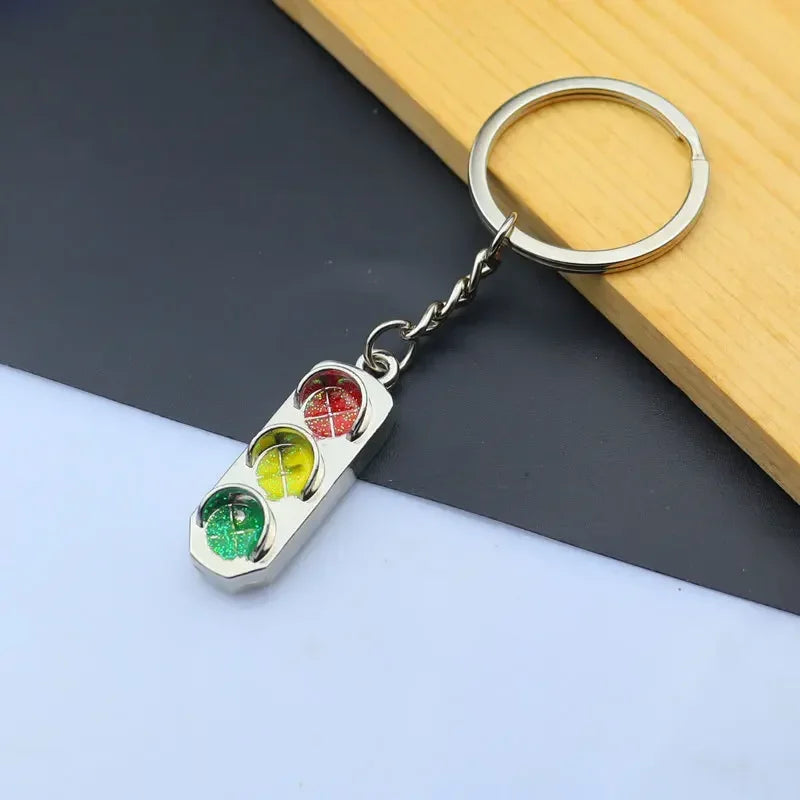 Mini Alloy Car Wheel Rim Keychain – Perfect Gift for Car Enthusiasts