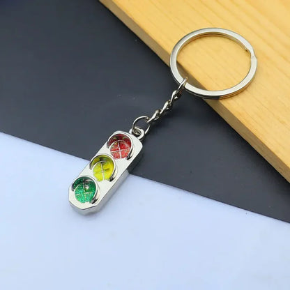 Mini Alloy Car Wheel Rim Keychain – Perfect Gift for Car Enthusiasts