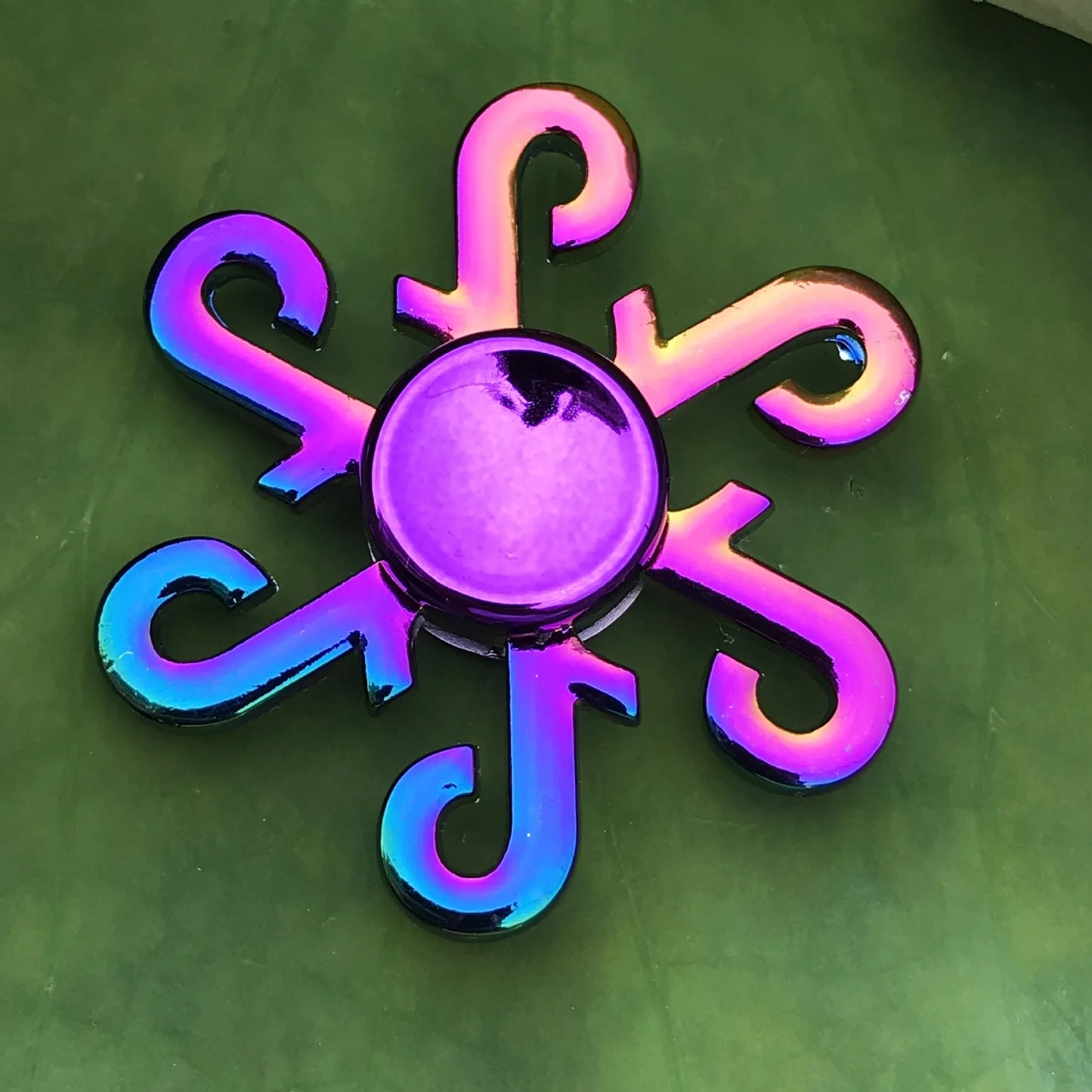 Gradient Rainbow Metal Fidget Spinner – Silent R188 Bearing, EDC Hand Spinner for Anxiety Relie