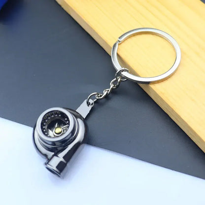 Mini Alloy Car Wheel Rim Keychain – Perfect Gift for Car Enthusiasts
